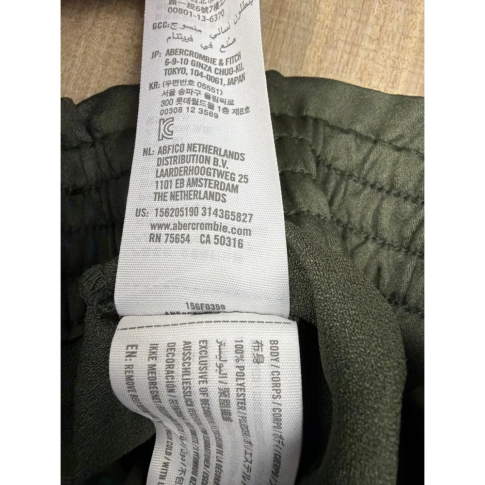 Abercrombie & Fitch Olive Green Paperbag Waist Pull On Pants XS Sheen Finish‎